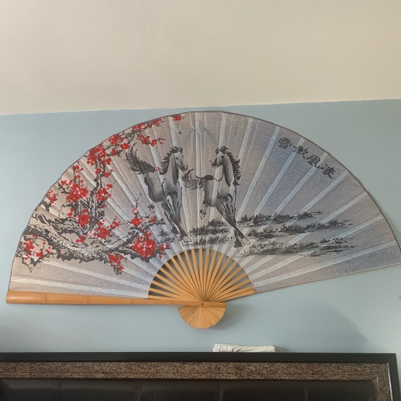 Wall decor
